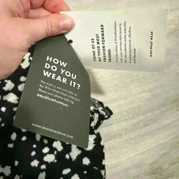 NWT Who What Wear Ruffle High Neck Short Sleeve Black White Shift Dress Size S - Picture 3 of 11